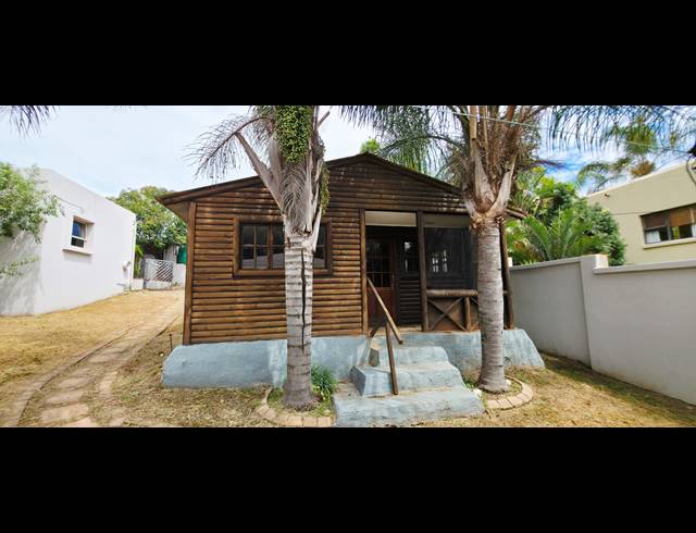 4 BEDROOM FREEHOLD FOR SALE IN REYNO RIDGE